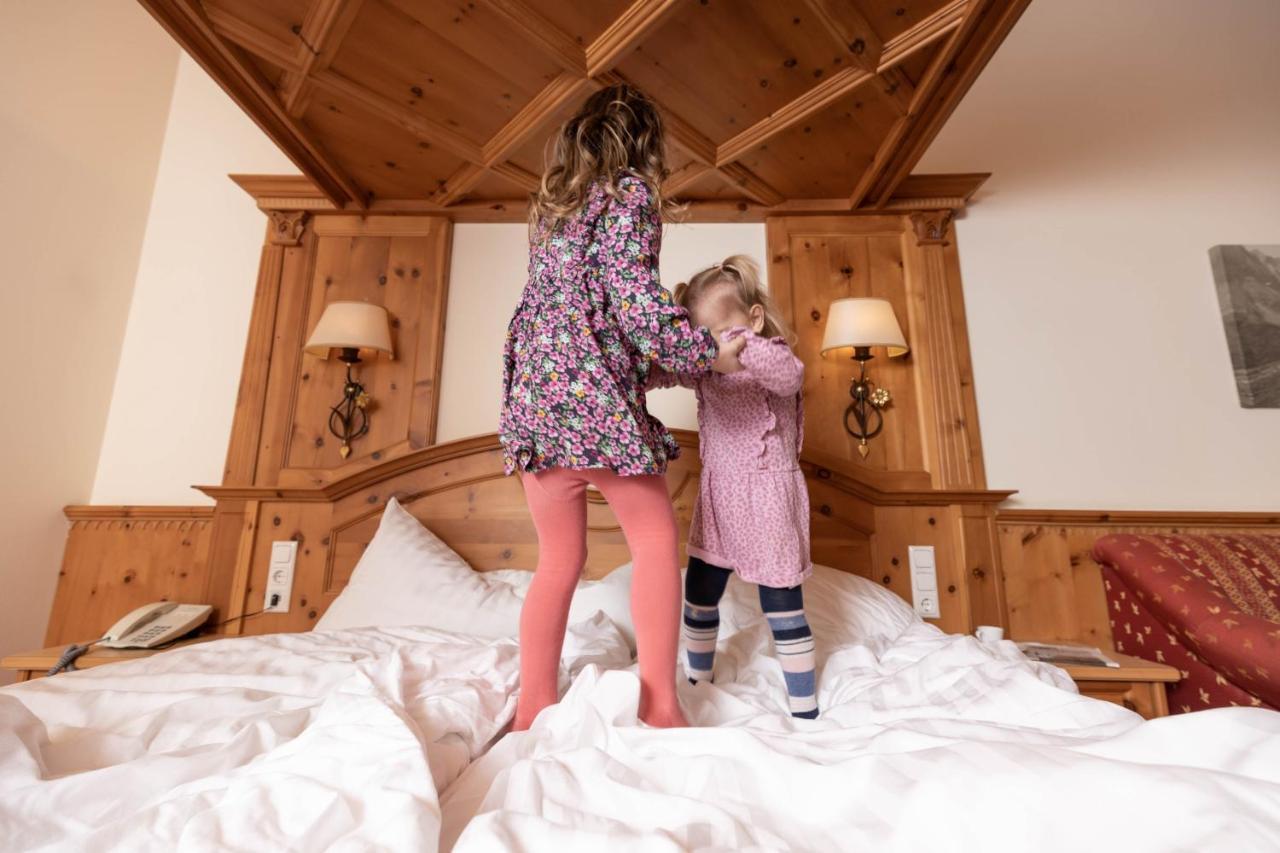 Hotel Stubaierhof Neustift im Stubaital Bagian luar foto