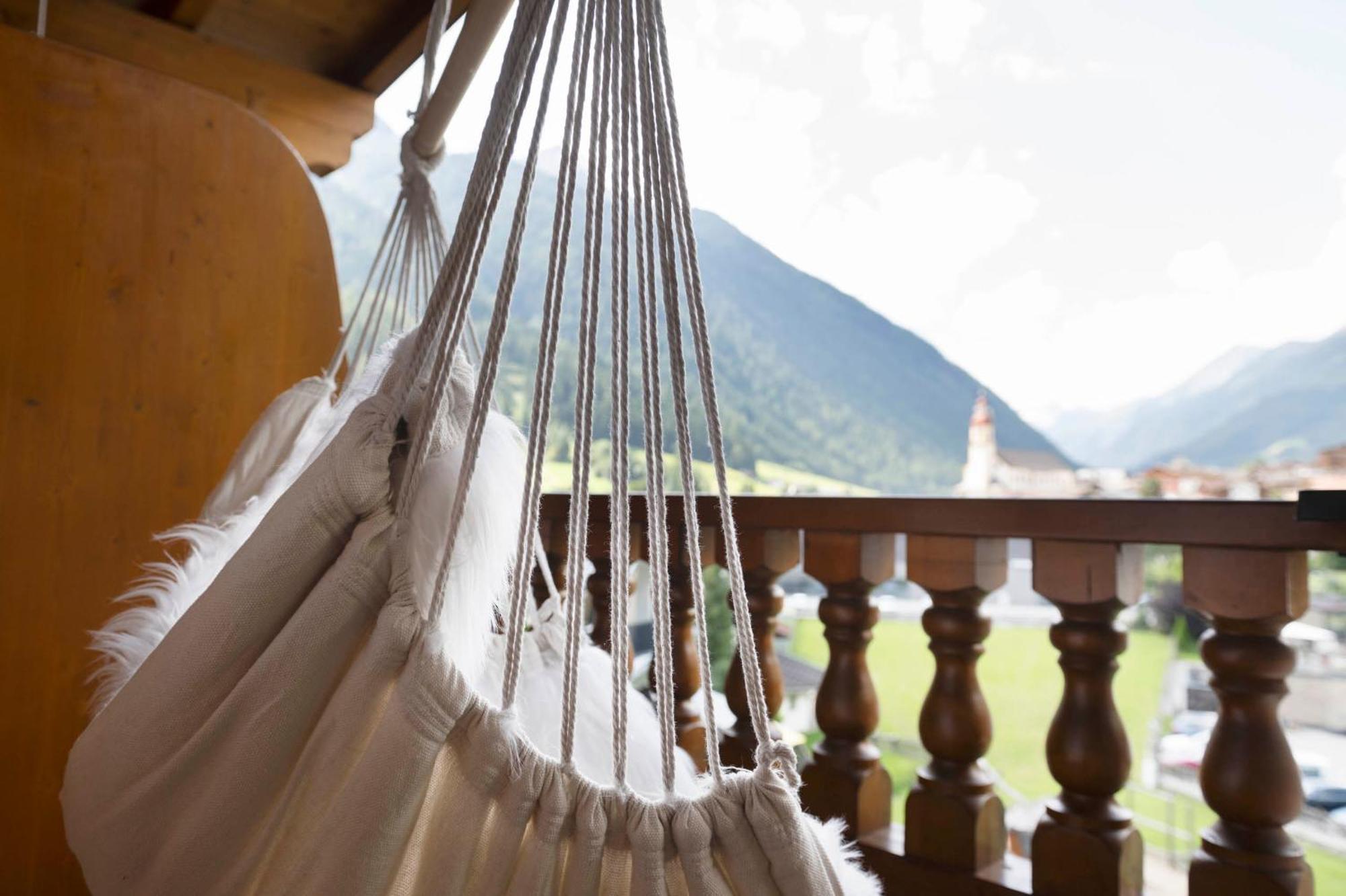 Hotel Stubaierhof Neustift im Stubaital Bagian luar foto